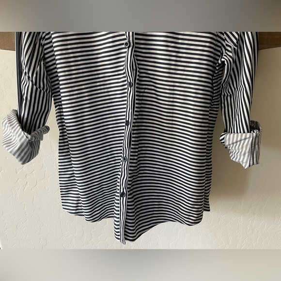 Chico’s| Horizontal Stripe Shirt, No-Iron Button Down Blouse, Size 1/Medium••• - Picture 8 of 15